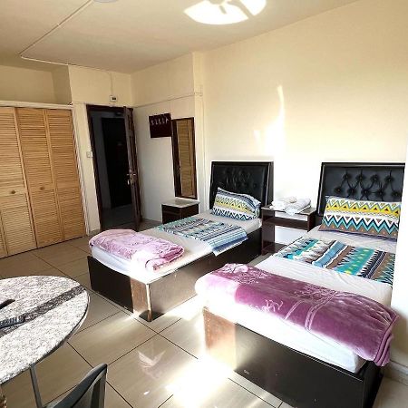 Al Qatal Building Apartment Al Qastal Luaran gambar